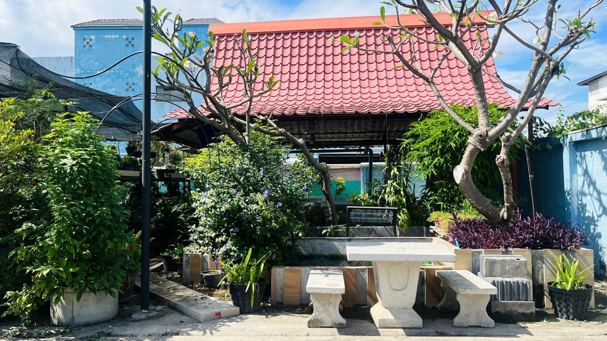 Pa Chalermchai Guesthouse Bangkok Buitenkant foto